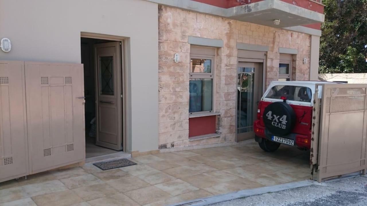 Arapakis Apartment 2 Aegina Exterior foto